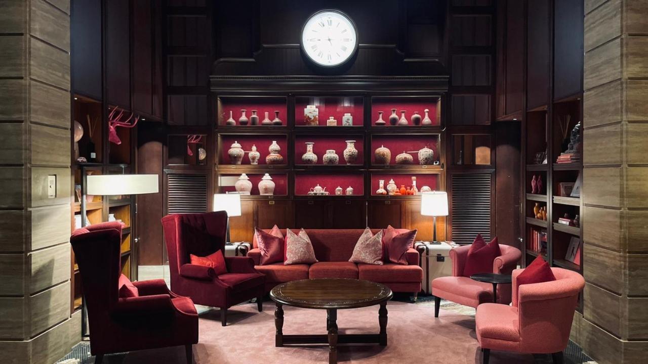 Oriental Hotel Кобе Екстериор снимка The Library at The St. Regis Hong Kong