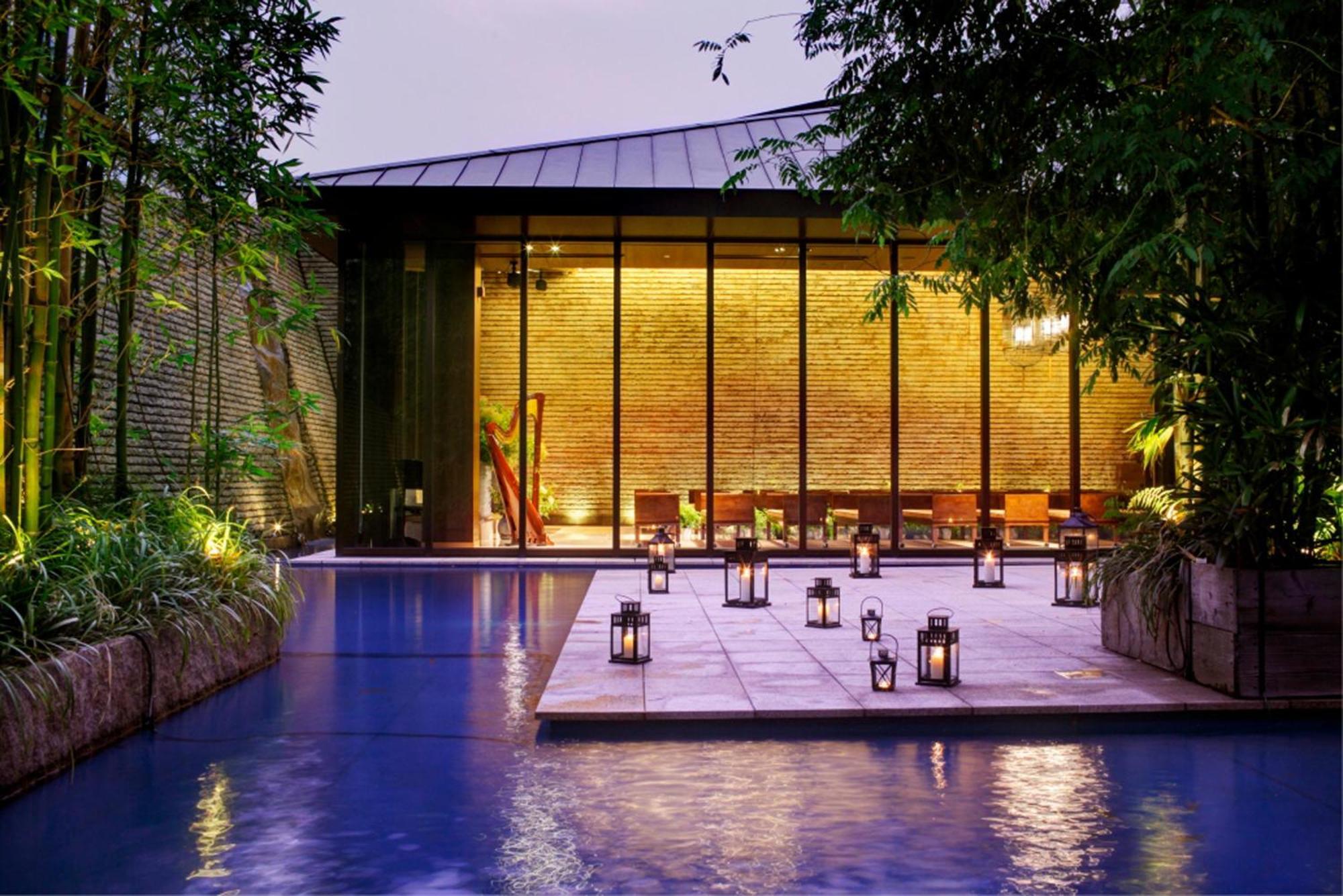 Oriental Hotel Кобе Екстериор снимка The Spa at The Park, Hyderabad
